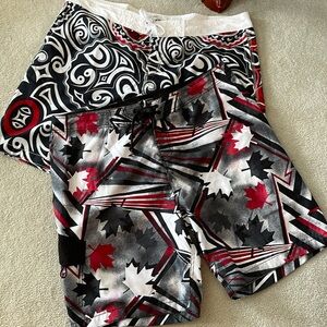 2pair men’s old navy board shorts size XXL. New condition.